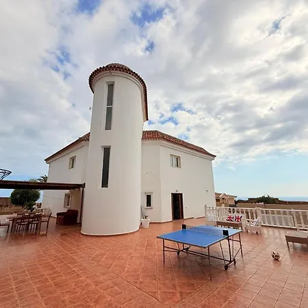 Luxury Vistas Al Mar Villa Playa Paraiso (Tenerife)